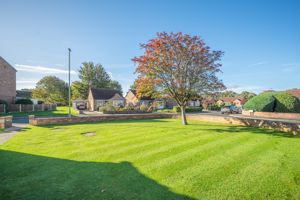 149 Druids Meadow- click for photo gallery